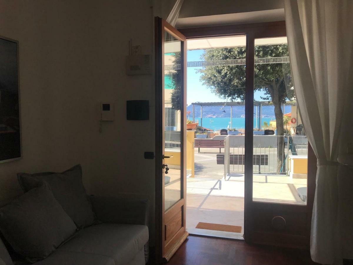 Creuza De Ma Apartment Tellaro Exterior photo
